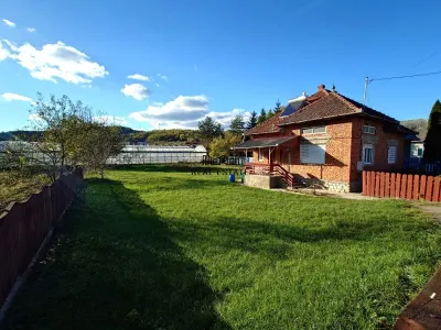 Casa cu teren, aproape de centrul balneo-termal Vata Bai - foto 4
