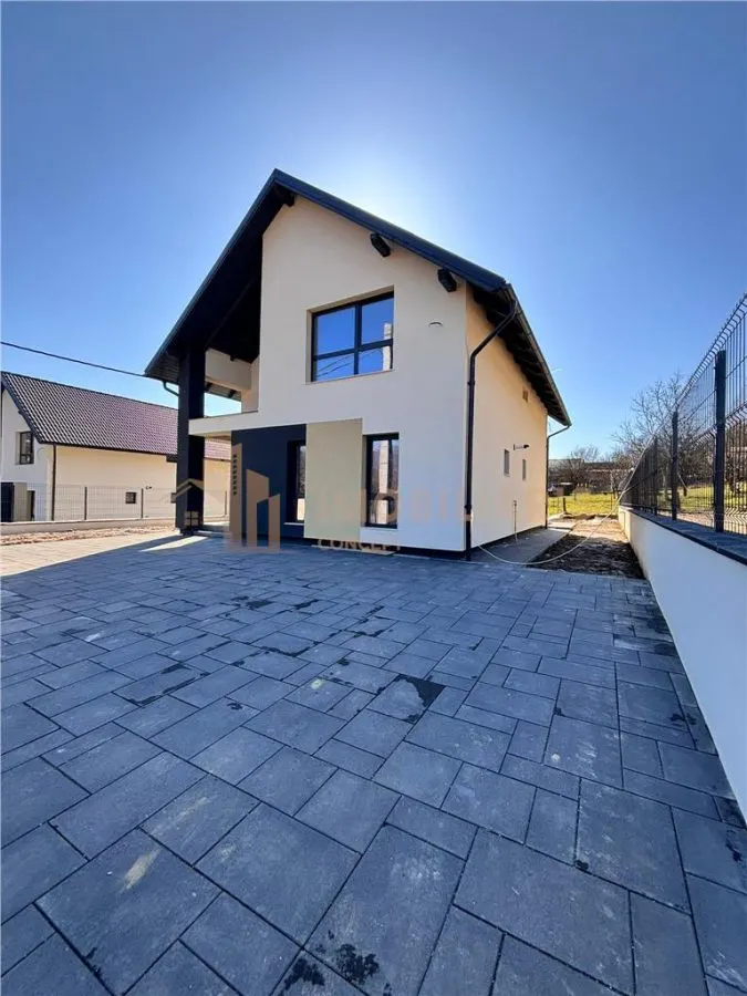 Casa individuala cu etaj - cartier Ferneziu - foto 1