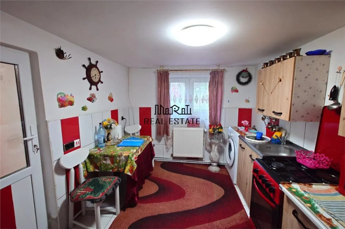 Casa renovata cu acces usor, langa padure - foto 8