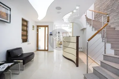 Proprietate premium cu curte – ideala pentru business-uri | LACUL TEI - foto 15