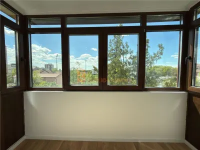Apartament 2 camere cf 1 semidecomandat zona Crang - foto 11