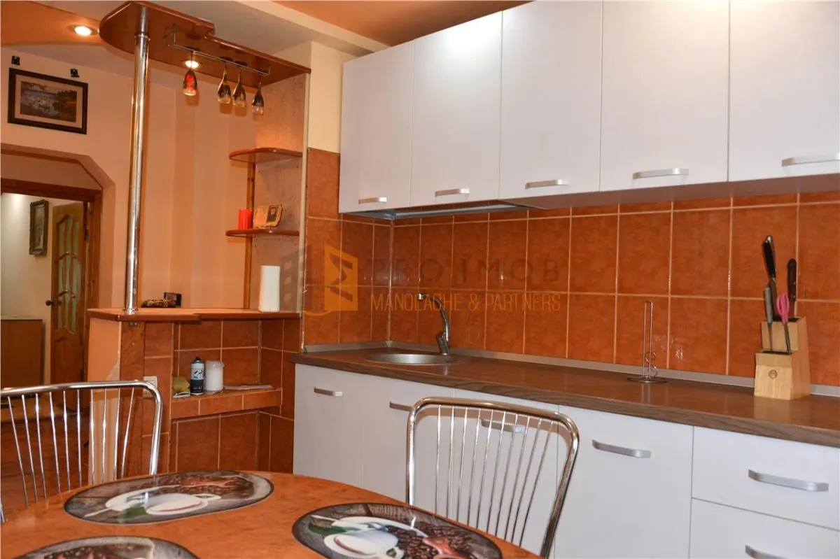 Apartament 3 camere cf 1 decomandat zona 1 Decembrie 1918 - foto 14