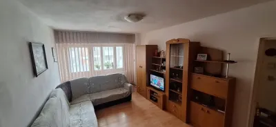 Apartament 2 camere decomandat structura mare, etaj intermediar Racadau - Brasov