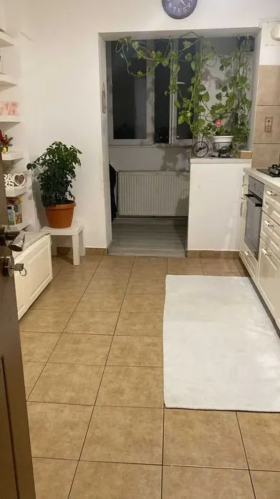 Apartament 2 camere decomandat etaj intermediar zona Garii - foto 1