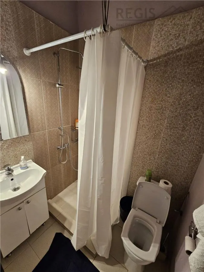 Casa 2 apartamente si curte privata , AFI Mall Brasov - foto 17