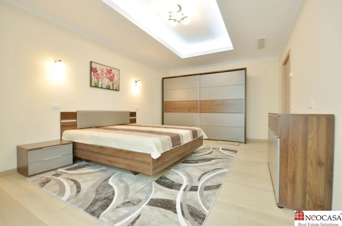 APARTAMENT 4 CAMERE, MOBILAT, CU VEDERE CATRE LACUL TEI - foto 5