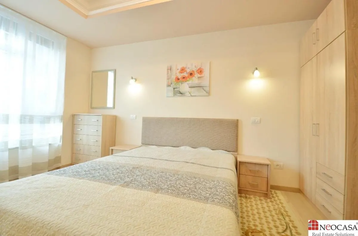 APARTAMENT 4 CAMERE, MOBILAT, CU VEDERE CATRE LACUL TEI - foto 9