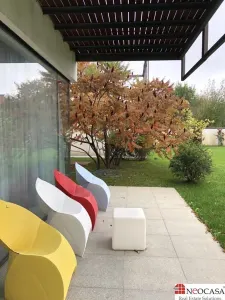 PROPRIETATE REMARCABILA - ELEGANTA, SPATIU, ARHITECTURA, NUMEROASE FACILITATI - foto 11