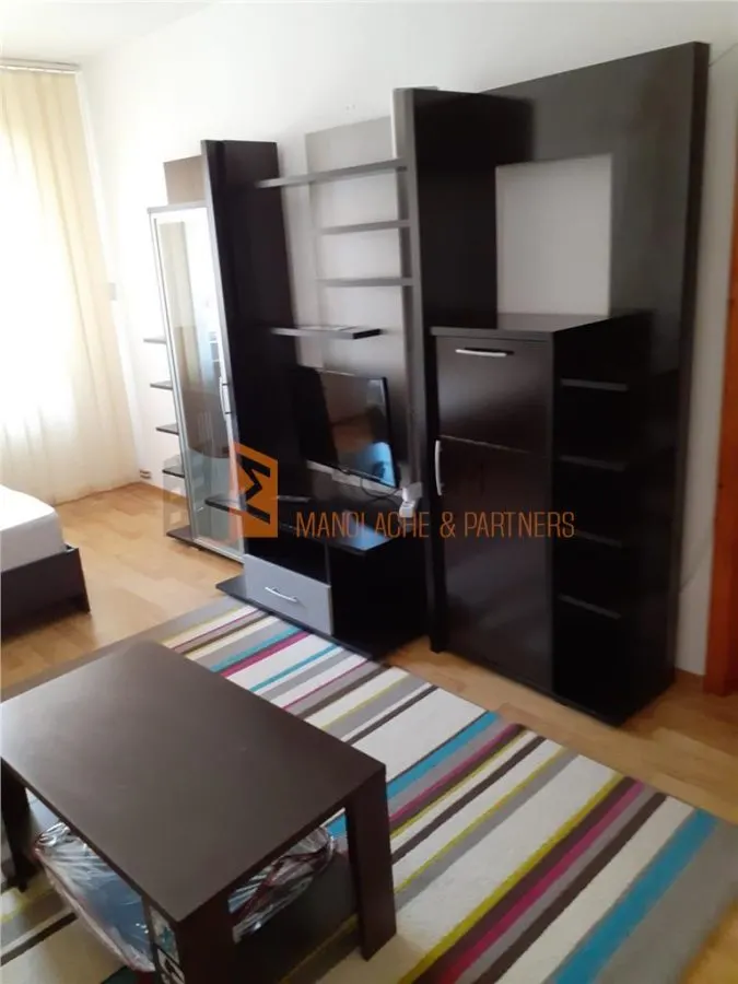 Apartament 4 camere cf 1  decomandat zona Bulevardul Unirii - foto 1