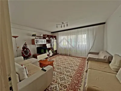 Apartament 3 camere, 2 bai, 2 balcoane, 78 mp,  Astra- Carpatilor - Brasov