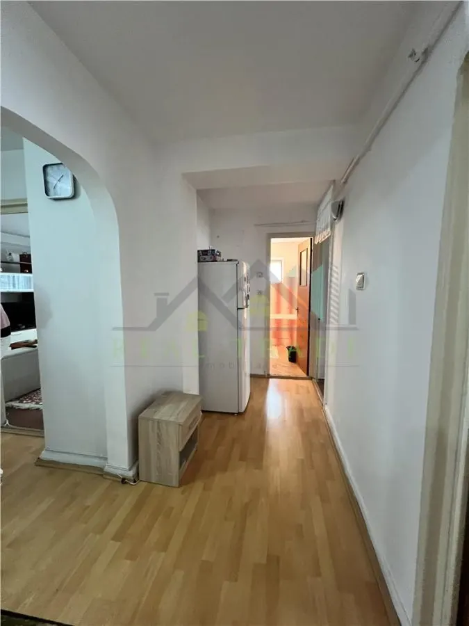 Apartament 3 camere, 2 bai, 2 balcoane, 78 mp, Carpatilor - foto 9