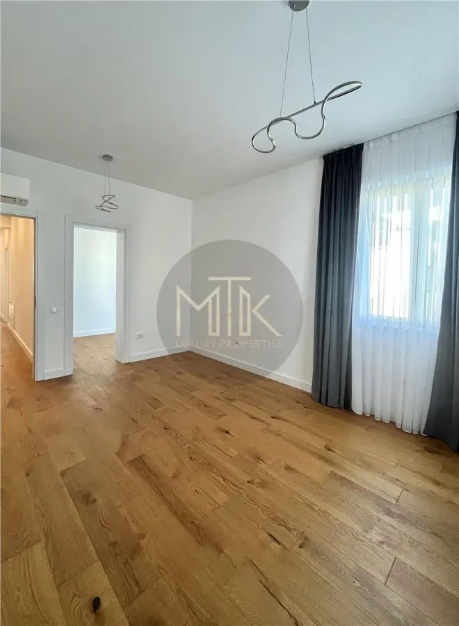 EXCLUSIV | SCOALA AMERICANA - Complex cu PISCINA | Pipera - Vila Duplex / 327 MP - foto 21