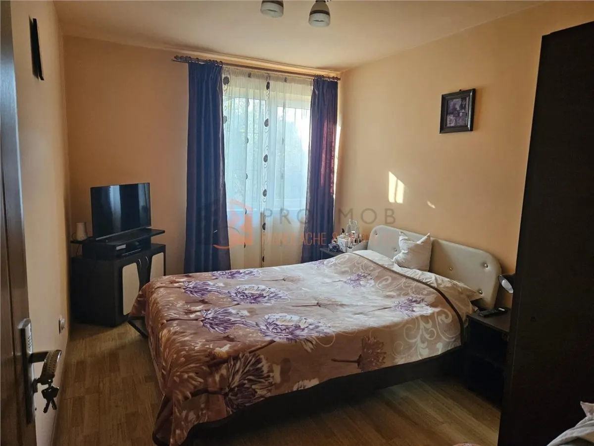 Casa tip parter + beci si teren 4684 mp in Candesti, Vernesti - foto 10