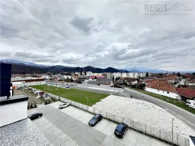 2 camere 96 mp, 2 bai, vedere spectaculoasa â€“ Rasnov - foto 16