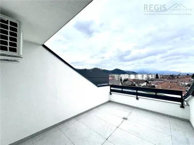 2 camere 96 mp, 2 bai, vedere spectaculoasa â€“ Rasnov - foto 17