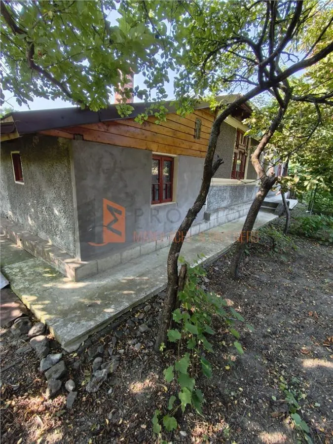 Casa tip parter cu teren generos zona Clondiru - foto 21