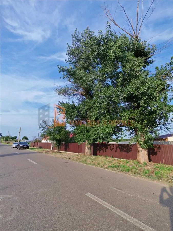EXCLUSIVITATE! Casa moderna cu teren generos zona Mihailesti - foto 17