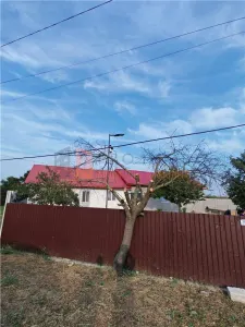 EXCLUSIVITATE! Casa moderna cu teren generos zona Mihailesti - foto 18