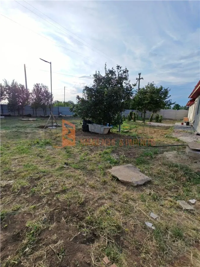 EXCLUSIVITATE! Casa moderna cu teren generos zona Mihailesti - foto 19