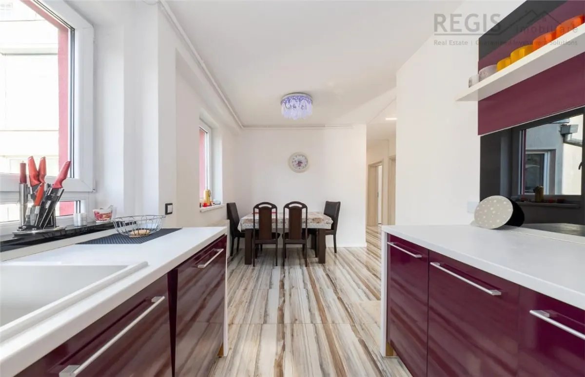 Apartament de 4 camere in zona Avantgarden I - foto 18