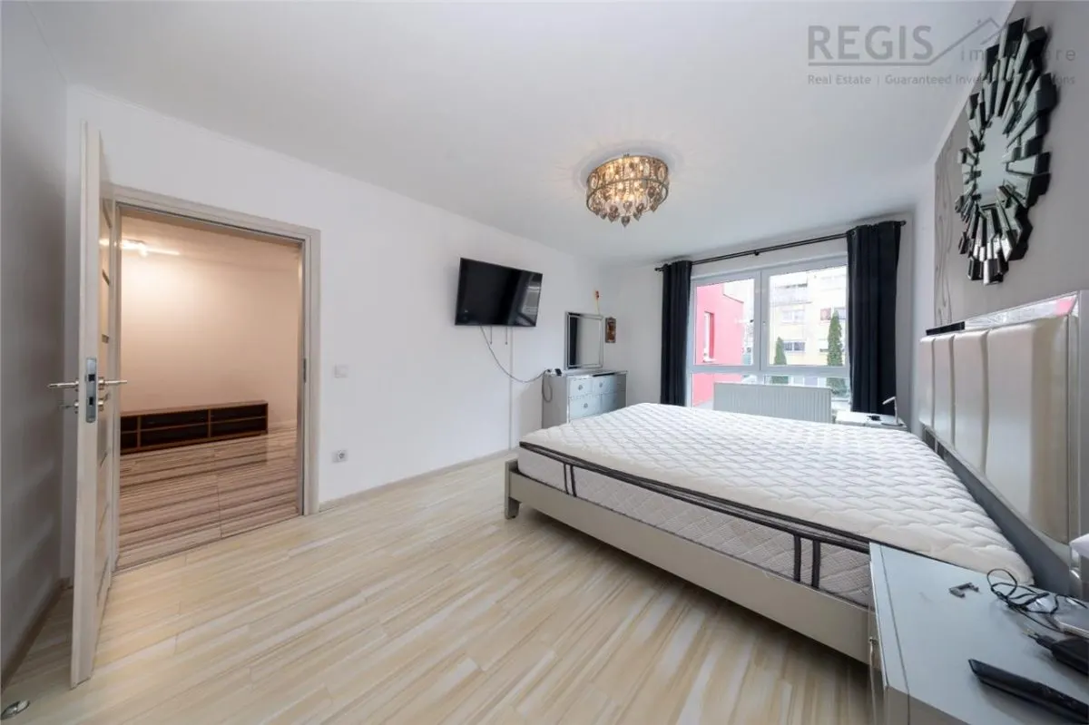 Apartament de 4 camere in zona Avantgarden I - foto 6