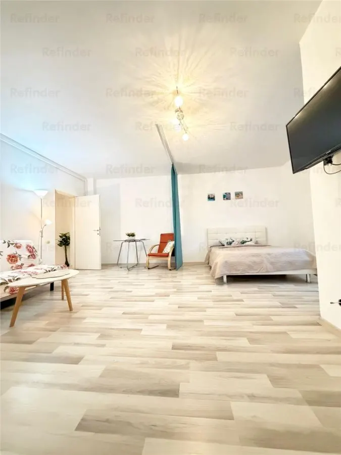 Vanzare apartament 3 camere | Mall Vitan | bloc 2001| beton armat | 100mp utili | etaj 9/10 | mobilat si utilat | - foto 2