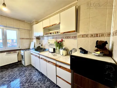 Apartament 3 camere decomandat de vanzare | Zona Judetean - foto 7