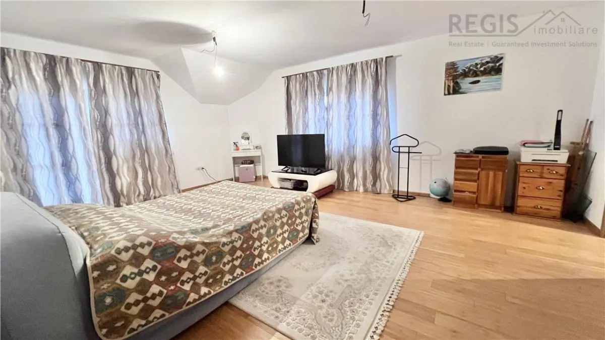 Casa individuala cu 5 camere, 270 mp, Tractorul - zona Coresi - foto 15