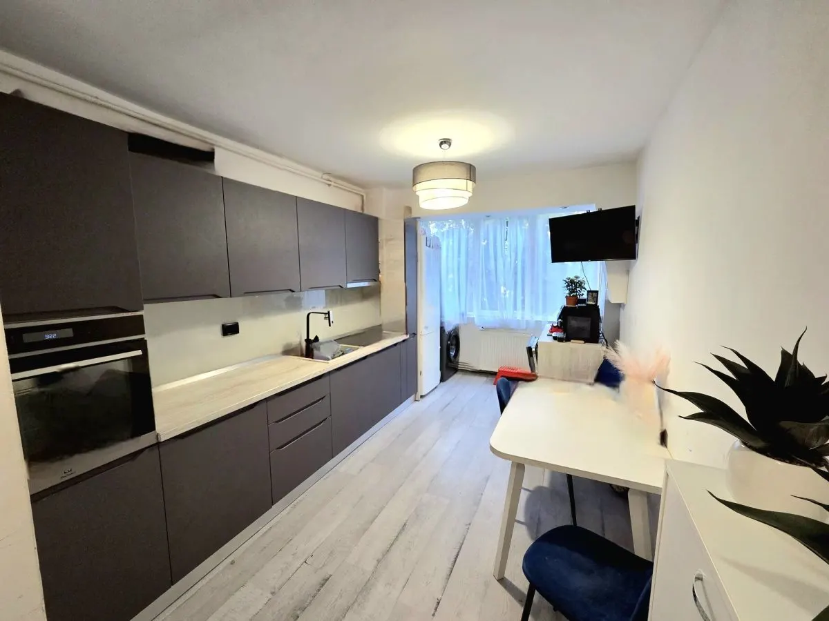 Apartament 2 camere etajul 2 zona Grivitei - foto 1