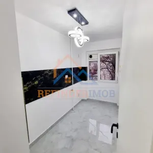 2 camere renovat complet Piata Resita - foto 6