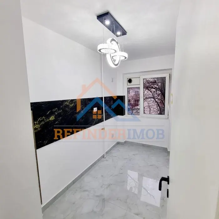 2 camere renovat complet Piata Resita - foto 6