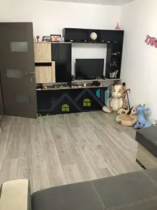 Apartament 3 camere etajul 1 Astra - foto 5