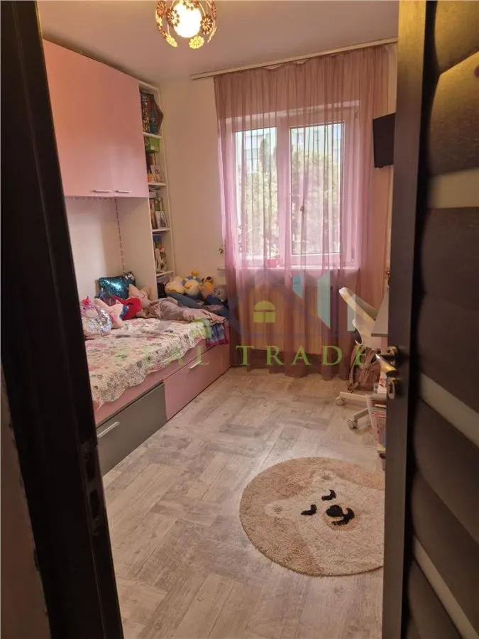 Apartament 2 camere etajul 1 Garii- Faget - foto 1