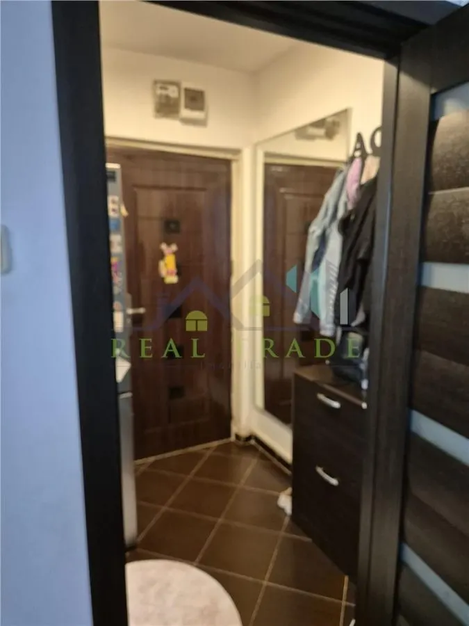 Apartament 2 camere etajul 1 Garii- Faget - foto 7
