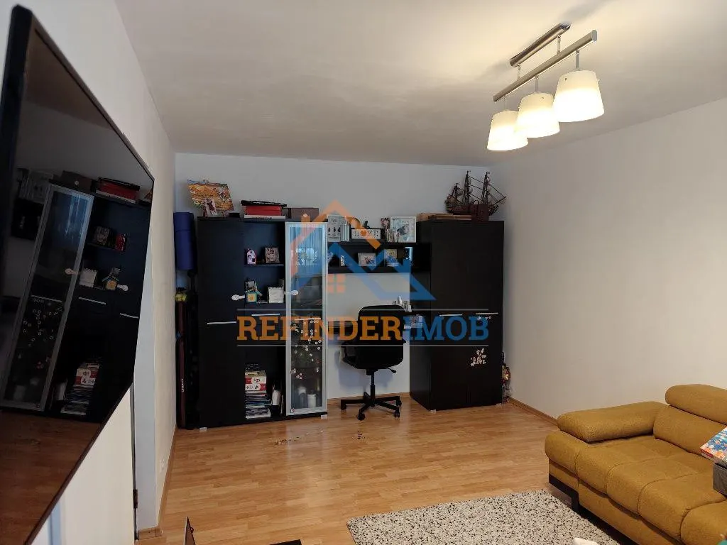 Apartament de vanzare cu 2 camere, zona Titan - Metrou 1 Decembrie 1918 - foto 3