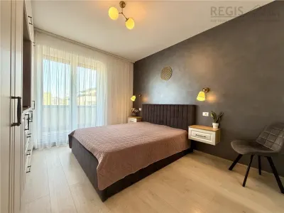 Apartament tip Penthouse, 3 camere, terasa 50mp â€“ Coresi - foto 7