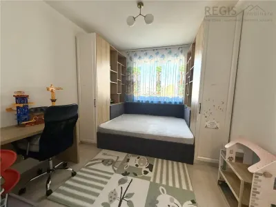 Apartament tip Penthouse, 3 camere, terasa 50mp â€“ Coresi - foto 10