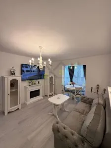 Apartament 3 camere etaj intermediar Centrul Civic - foto 1