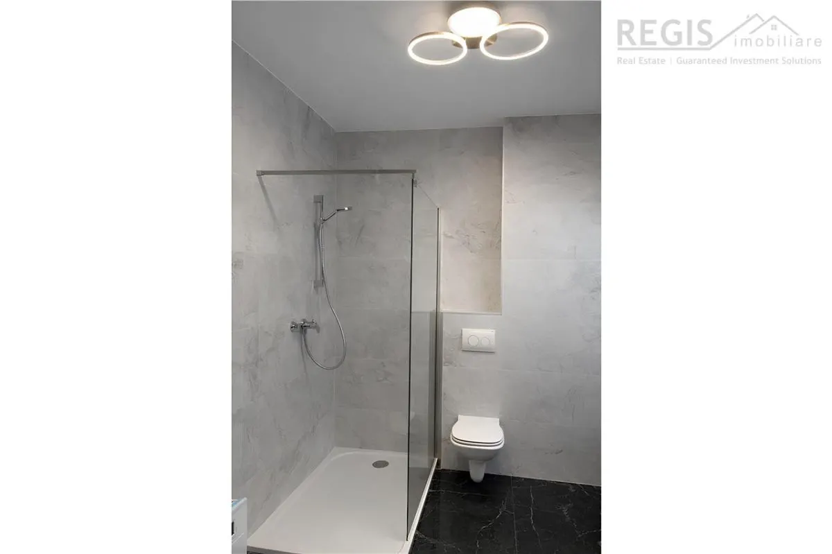 Apartament cu 2 camere si parcare zona Tractorul mall Coresi - foto 12