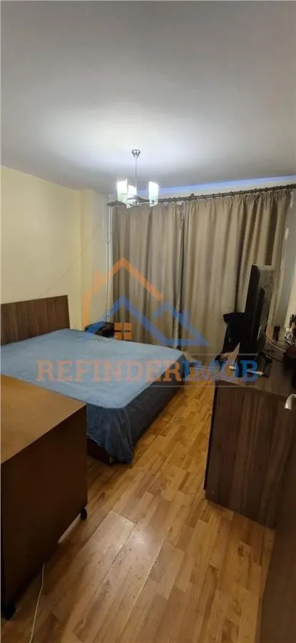 Apartament de vanzare cu 3 camere, zona 1 Decembrie 1918 - foto 1