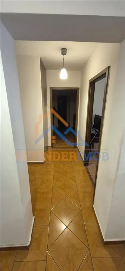 Apartament de vanzare cu 3 camere, zona 1 Decembrie 1918 - foto 6