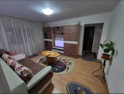 Apartament 3 camere, 2 bai Centrul Civic - Brasov
