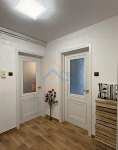 Apartament de vanzare cu 3 camere, zona Titan - foto 11