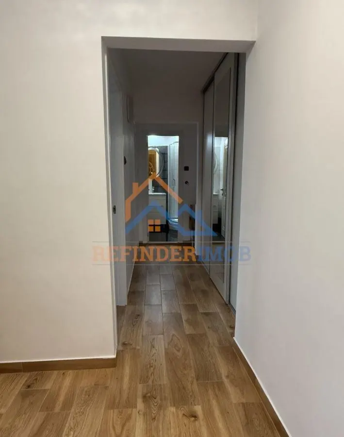 Apartament de vanzare cu 3 camere, zona Titan - foto 13