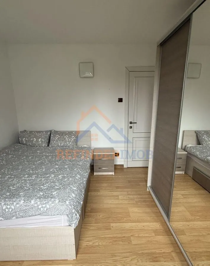 Apartament de vanzare cu 3 camere, zona Titan - foto 7