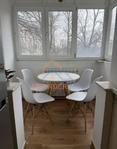 Apartament de vanzare cu 3 camere, zona Titan - foto 10