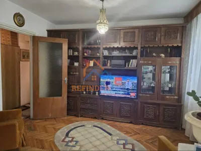 Apartament de vanzare cu 3 camere, zona Titan - foto 4