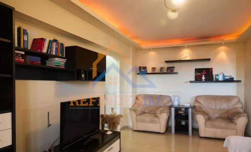 Vanzare apartament 2 camere zona  Militari  - Pacii, bloc 1983, centrala proprie - foto 1