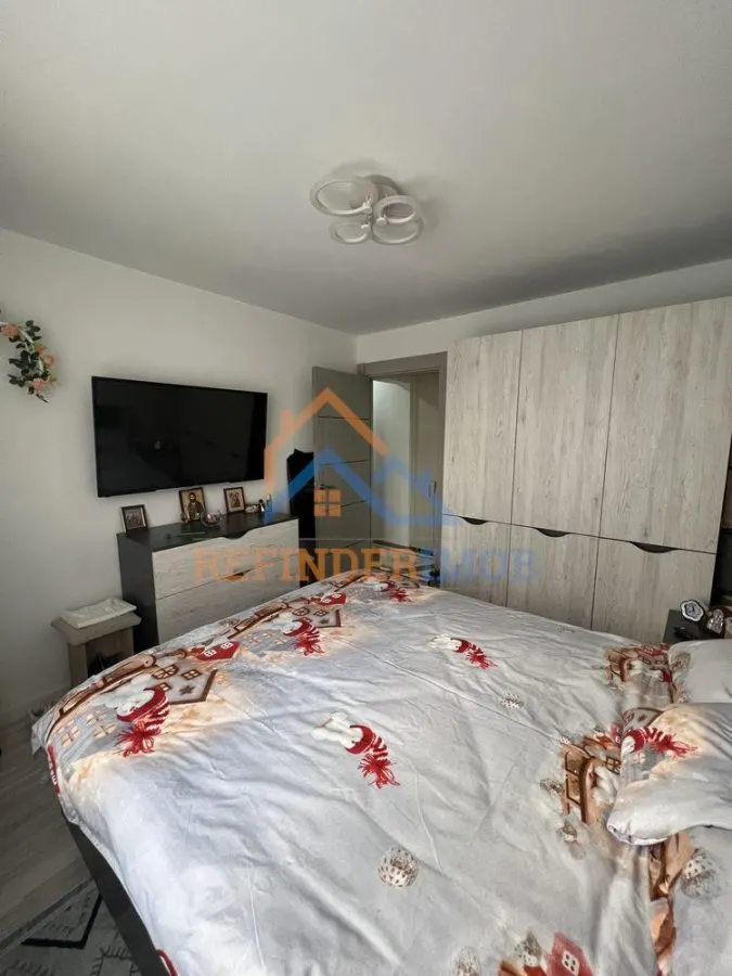 Apartament de vanzare cu 2 camere, zona Trapezului - Metrou 1 Decembrie 1918 - foto 4