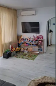 Apartament de vanzare cu 2 camere, zona Titan - Piata Minis - foto 3